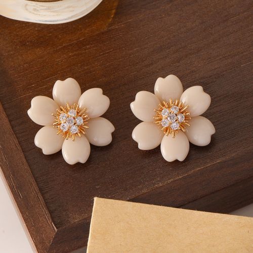 Light Luxury Beige Flower Earrings with Zircon | DMS319